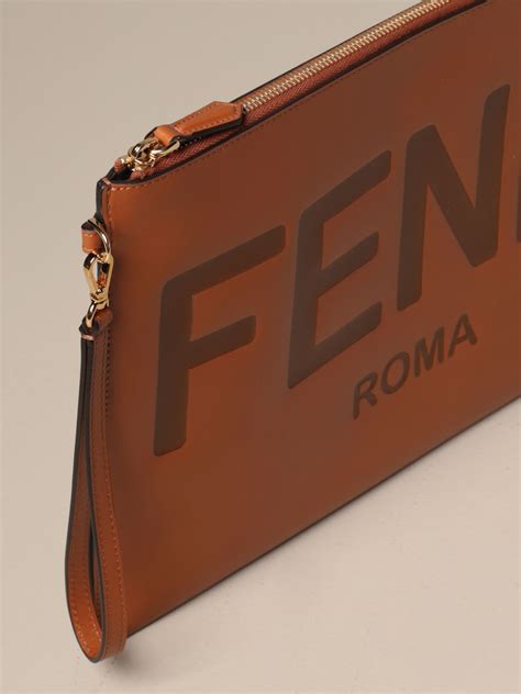 pochette Fendi femme